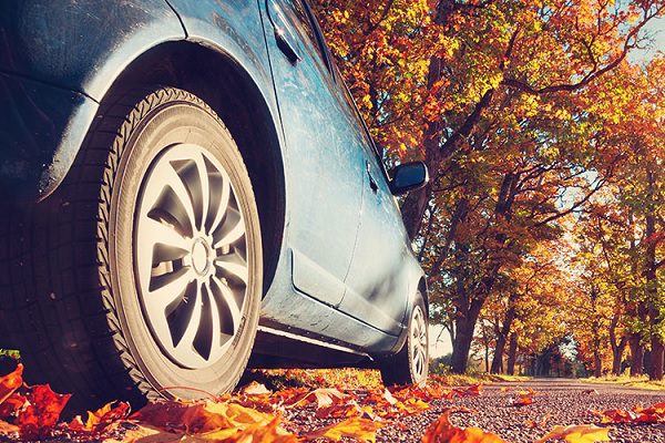 Quels sont les bons réflexes à avoir en automne pour rouler sécurité ?
