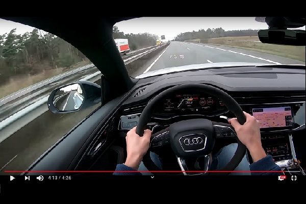 Une Audi RS Q8 lancée à 303 km/h sur l’autoroute