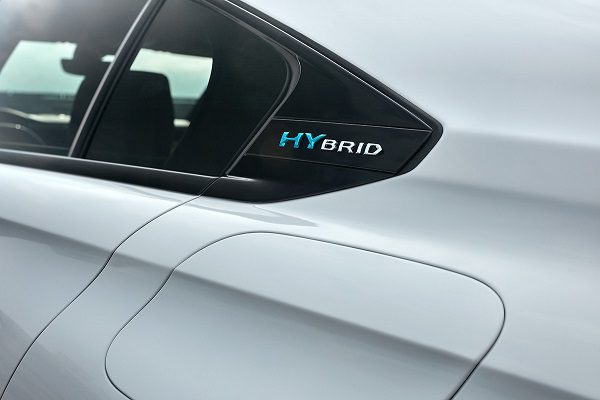 PSA va inaugurer de nouvelles solutions hybrides électriques en 2022