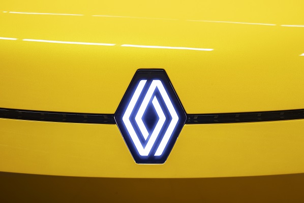 Le logo de Renault fait sa Renaulution